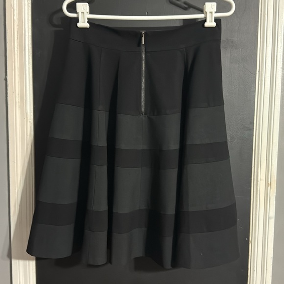 Amanda + Chelsea Black Striped Full Circle Skirt Size: 10 Length: 23” - Picture 4 of 8